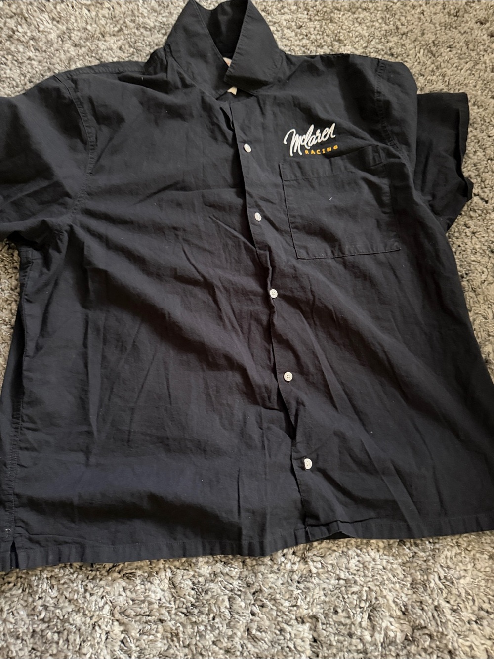 Short-Sleeve Button-Down Shirt in Black
